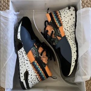 Steve Madden Sneakers